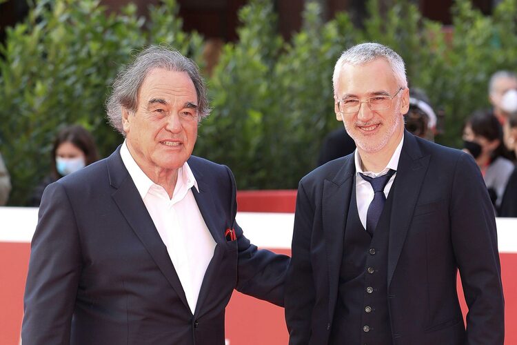 Oliver Stone and Igor Lopatonok kkiqqqidrridrvls tidttiqzqiqkdkrt qhiddkiqeiqkqatf